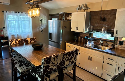 Tyrone Cabin | 4-bedroom cabin in magical Gila National Forest with WiFi, AC, and hot tub.