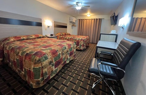 Nebraska City Hotel | 4 Family-Friendly Rooms for a Convenient Stay, w/Free Parking