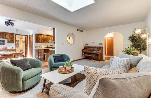 Springfield House | 4 Mi to Capitol: Spacious Springfield Home w/Deck
