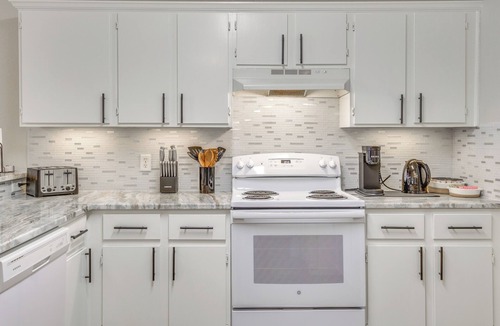 Norman Apartment | 4 Mi to Gaylord Family Stadium: Norman Home
