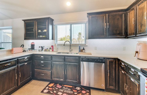 Norman House | 4 Mi to OU Campus & Stadium! Suburban Norman Home