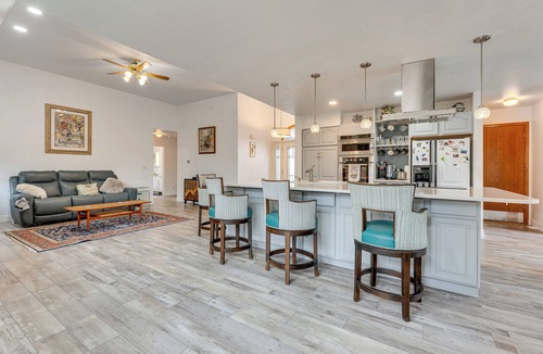 Berthoud House | 4 Mi to TPC Colorado: Dog-Friendly Gem in Berthoud