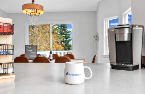 Freeland House | 4b2b Unit @Whidbey Island | Panoramic Water View