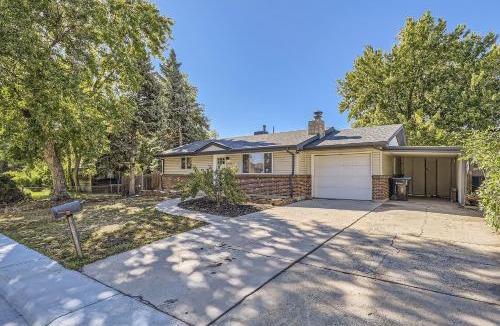 Lamar Heights Area House | 4BD - Hot Tub, BBQ, Games - 10 Mins to Olde Town
