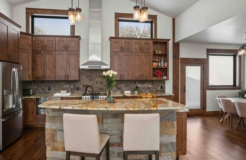 Clark Ski Chalet | 4bdrm/3 Bath Ski in/out Chalet in North Routt CO