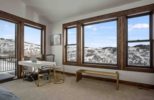 Clark Ski Chalet | 4bdrm/3 Bath Ski in/out Chalet in North Routt CO