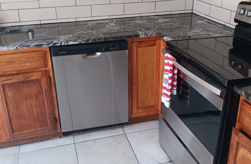Pleasant Grove House | 4BR/3BT Spacious Family Retreat,Quick Access to Downtown perfect for Group Stays