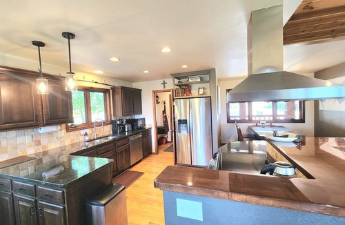 Winter Park Highlands House | ❤️5+1 Bedrooms on 5 Private ACRES! VIEWS😎HOTTUB❤️GAMEROOM! Great Location!