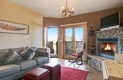 Estes Park Condo | 52 m² Condo ∙ 1 bedroom ∙ 4 guests