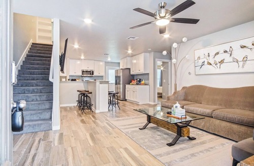 Central Oklahoma City House | 5BR Bethany home near Wiley Post & SNU. Hot tub, full kitchen. Sleeps 12. #COL