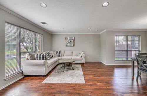 North Central Carrollton House | 6 Mi to Dtwn! Family Home w/Pool in Carrollton