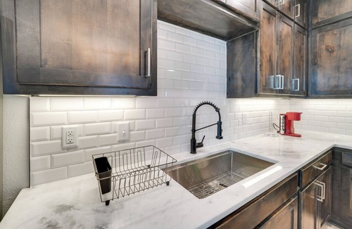 San Angelo House | 7 Mi to AFB: Modern 2-Unit Combo in San Angelo