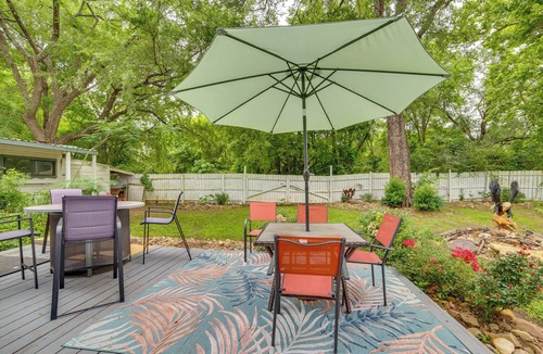 Quitman House | 7 Mi to Lake Fork: Cottage w/Deck in Quitman