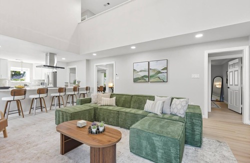 DeSoto Cottage | 7BR 5BA w Pool, Hot Tub, Sport Court & Game Room