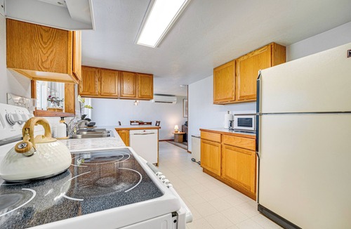 George House | 9 Miles to Gorge: 18 Min to Quincy Home w/yard