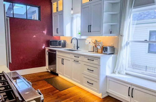 Mapleton Hill House | 9 Min Walk to Pearl Street - Downtown Boulder