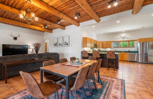 Durango House | A/C, Pet Friendly, Incredible Yard, Single Level, 10 Mins to Downtown!