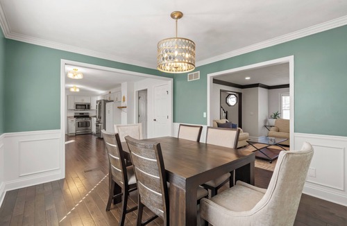 Gashland House | A Home away from home - family friendly, central