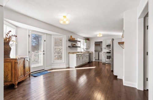Gashland House | A Home away from home - family friendly, central