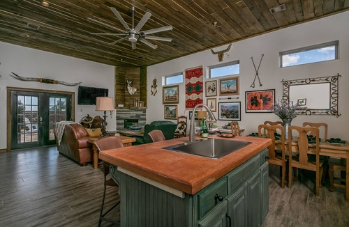 Canyon House | A true West Texas experience , Golf retreat and 20 min. to Palo Duro Canyon