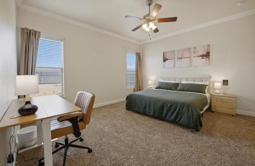 Midland Apartment | Acomm Corporate Housing Private Room, Shared Lounge I Deluxe Living!