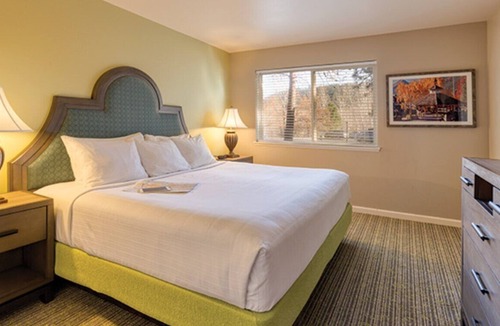 Downtown Leavenworth Resort | Adorable 2-bedroom resort in the bavarian town of Leavenworth Washington,