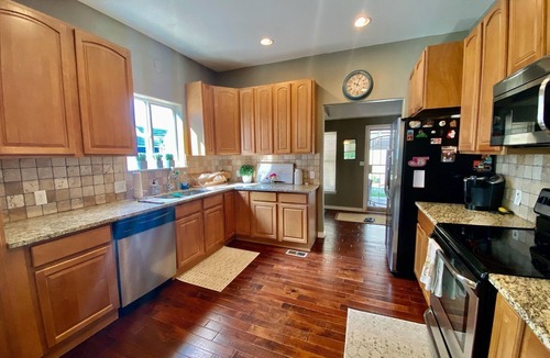 Englewood House | Adorable House in South Denver!