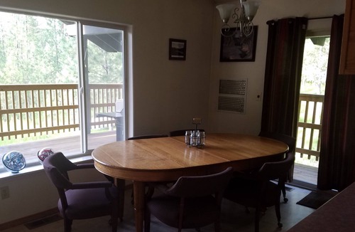 Fruitland Cabin | ADVENTURE AWAITS! Walk to Lake Roosevelt From a Cabin in the Woods.