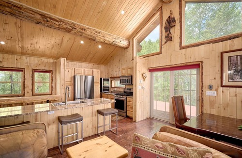 Albany Cabin | Albany Lodge, Aspen Creek Cabin is located in Albany. For Sale By Owner
