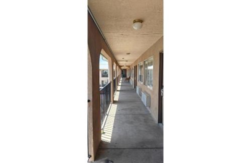 Trumbull Village Hotel | Albuquerque Inn Near Airport I 40