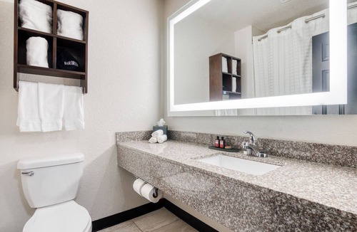 Park Central Hotel | Alexis Hotel & Banquets Dallas Park Central Galleria