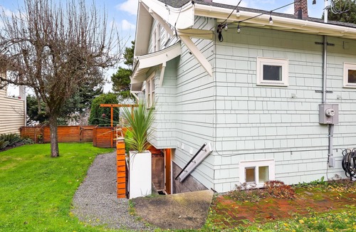 Genesee House | All New Modern Designed Apartment private entry off 1920s Craftsman Home