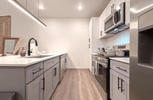 Old East Dallas Apartment | Alluring Studio - DT - DeepEllum - LowerGreenville