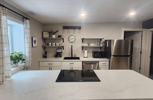 Arcadia House | Almost Home Hideaway is a spacious 3 bedroom space for your travel needs