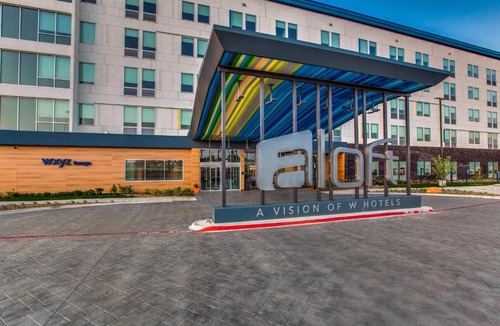 North Arlington Hotel | Aloft by Marriott Dallas Arlington Entertainment District