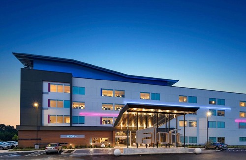 Wetmore Hotel | Aloft by Marriott San Antonio UTSA Area