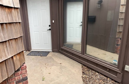 Lincoln House | Amazing 2-bedroom ranch house in Lincoln