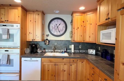 Port Angeles House | Amazing Lakefront home on Lake Sutherland, WA