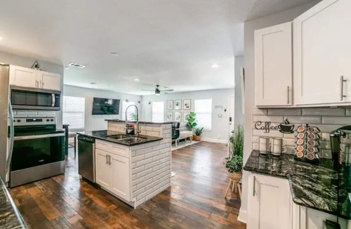 Nevada Street House | Amazing Layout! Alamodome & 5min to Riverwalk & family friendly