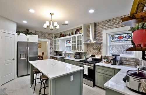 Elmwood Area House | Amazing outdoor deck & kitchen, large home, central to all of Abilene!