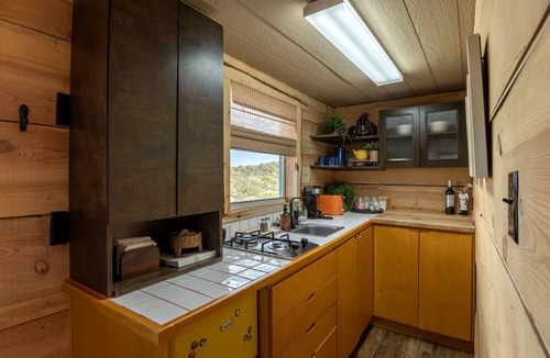 Nogal Cabin | Amazing Pet-Friendly Tree House for Unforgettable Escapes to Nature in Nogal, New Mexico