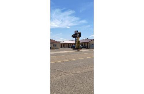 Tucumcari Hotel | Americana Motel Tucumcari Route 66