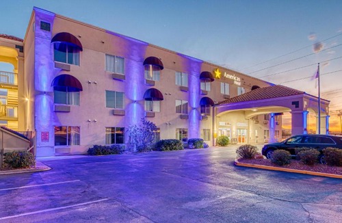 El Paso Hotel | Americas Hotel - El Paso Airport/Medical Center