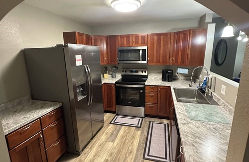 Piney Apartment | Apartment A in Hot Springs Arkansas with Private pool.
