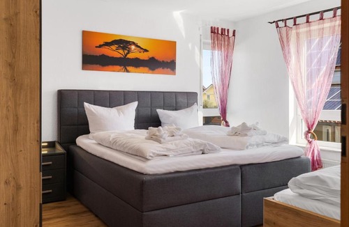 Rust Apartment | Apartment Grande