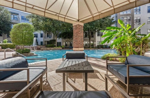 Las Colinas Apartment | Apex Executive Apartments - Lake Carolyn TX