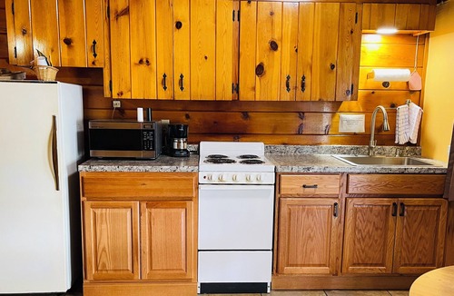 Chelan Hotel | Apple Inn Motel