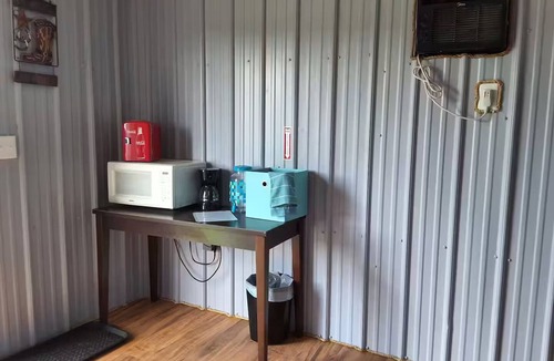 Heavener Cabin | Arabian Cabin