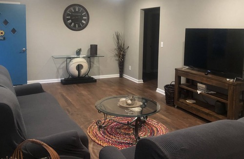 Quincy House | ARLENES RETREAT