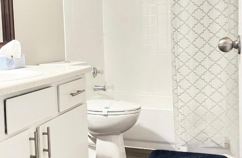 North Arlington Apartment | Arlington Entertainment district less than 2mi to AT&T Stadium !
